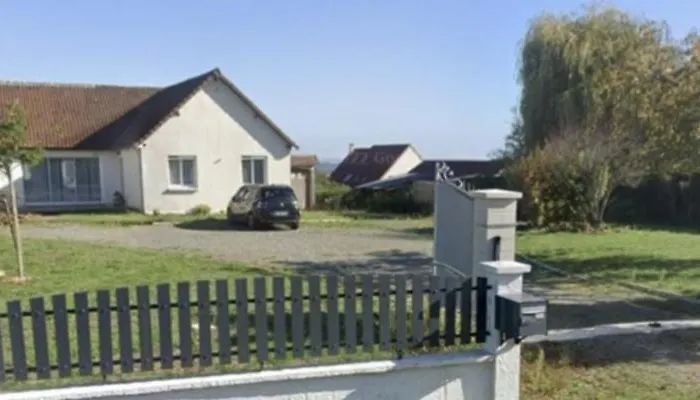 A 25 Min Du Circuit Des 24h . * La Bazoge